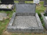 image of grave number 932880